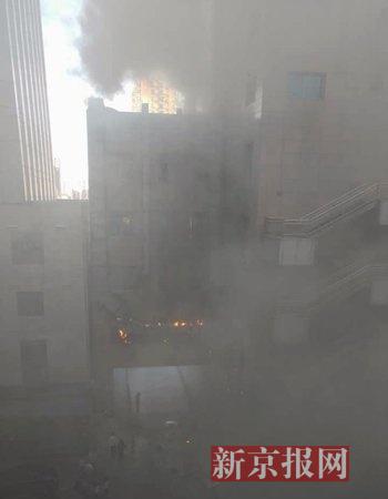 北京朝阳区一大厦餐厅起火 暂无人员伤亡|火灾