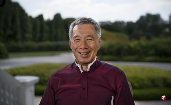 新加坡总理李显龙发表新年献词