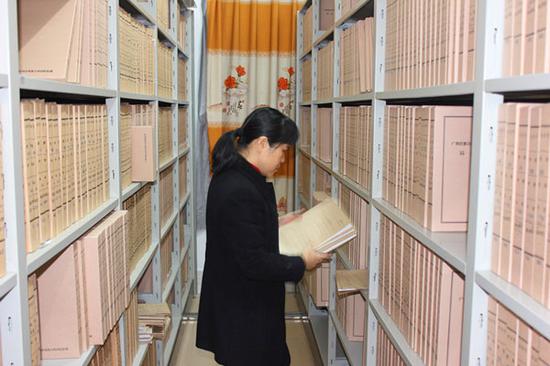 后一个工作日(组图):一路有你,一起出发!|法院|法