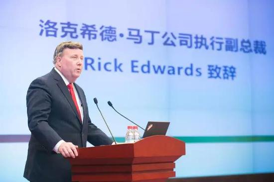 国家电投董事长王炳华，副总经理魏锁，国家电投总经理助理、国家核电总经理王中堂，洛克希德·马丁公司执行副总裁瑞克·爱德华兹（Rick Edwards）出席发布会。