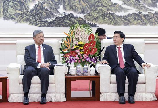 1月10日，国务委员、公安部部长郭声琨在北京会见马来西亚副总理兼内政部长扎希德。