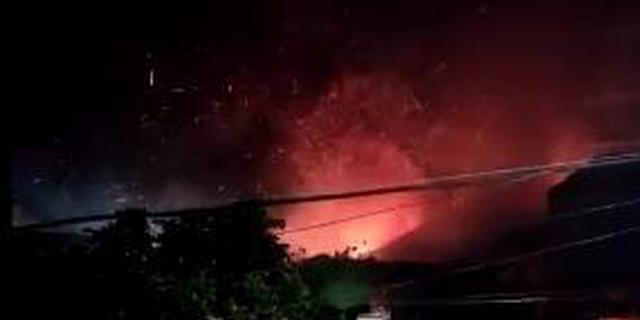 飞机坠落事故现场