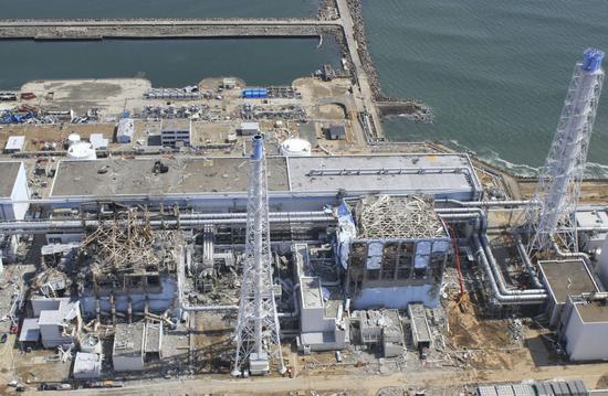 福岛第一核电站第一、第二号核反应堆被炸后情景