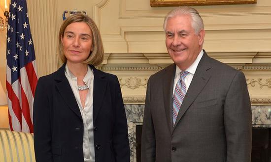 莫盖里尼在华盛顿会见了美国新任国务卿雷克斯·蒂勒森（Rex Tillerson）