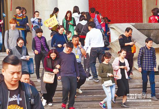 2月3日，大陆游客到孙中山纪念馆旅游。（图片来源：台湾《中时电子报》）