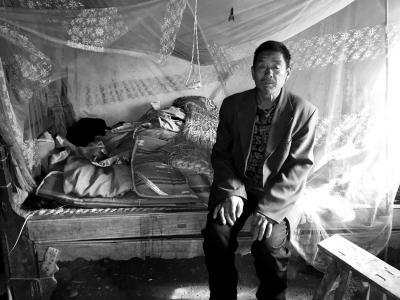 智障村民被担保贷款10万元 信用社:问题属实|智