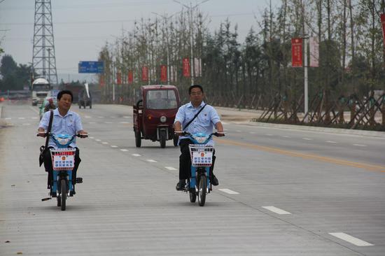 罗红涛:一颗诚心换一份信赖 百姓的贴心暖男|铜