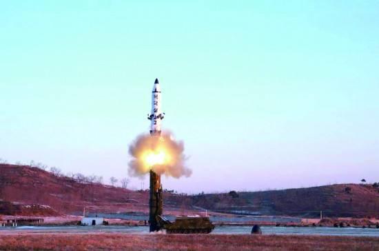 资料图：朝鲜发射弹道导弹