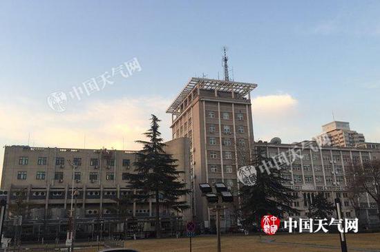 今晨7时，北京天气晴好。（崔丽丽 摄）