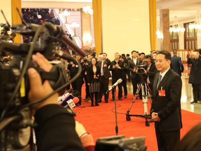 交通部部长李小鹏：积极鼓励和支持共享单车