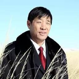 潘志荣。　内蒙古自治区包头市达尔罕茂明安联合旗检察院检察委员会专职委员兼派驻满都拉口岸检察室和希拉穆仁检察室主任