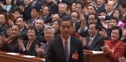 现场：梁振英当选为全国政协副主席
