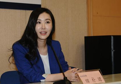 被指撩汉 田朴珺起诉微信公号索赔55万|田朴