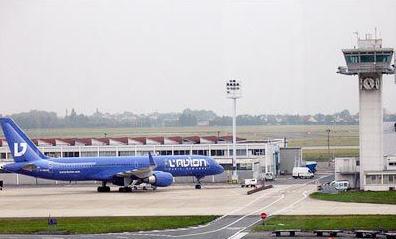 巴黎奥利机场发生枪击事件 警方已展开行动|巴