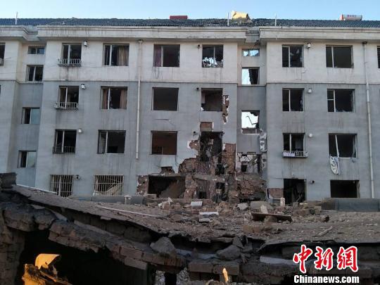 内蒙古爆炸事故亲历者回忆:两次爆炸后楼体坍塌