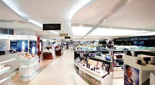 韩旅游旺季将至 免税店欲本国人补中国游客空