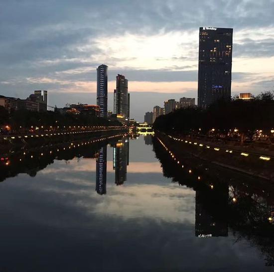 图片来源:每日经济新闻