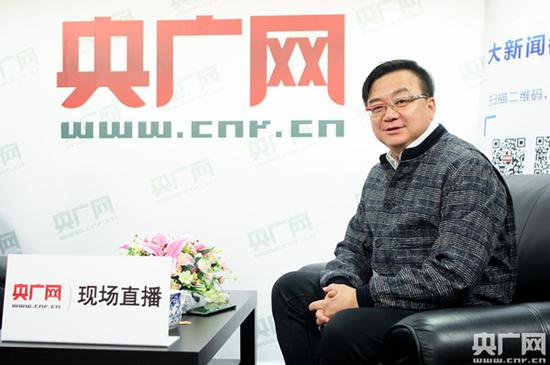 《人民的名义》导演兼总制片人李路接受央广网记者专访央广网记者石昊鑫摄