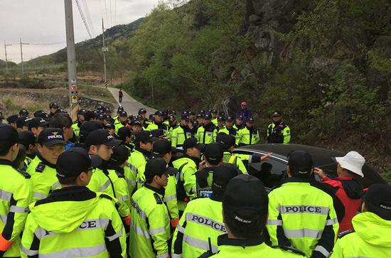 萨德供地违法?韩民众联名起诉要求撤回供地|萨