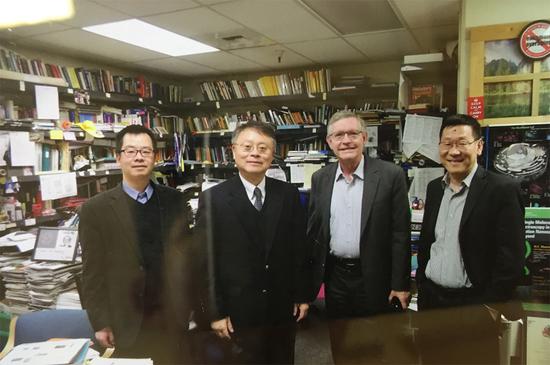 江校长与诺贝尔化学奖获得者、斯坦福大学化学系William E。 Moerner教授及沈志勋教授等会面