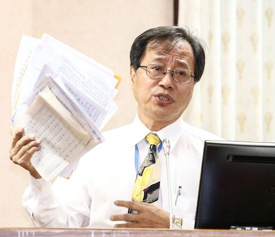 李来希批蔡英文执政一年施政“一无所有”。（图片来源：台湾《联合报》）