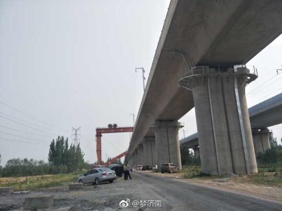 中铁十局施工现场发生龙门吊倾覆事故致6人死