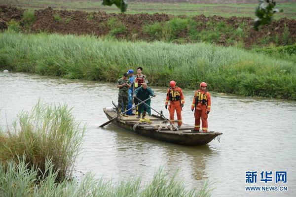 拜仁创纪录夺冠