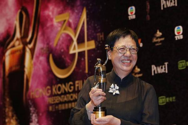 导演许鞍华：我与香港七十年