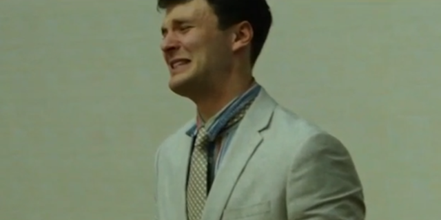 美大学生瓦姆比尔在朝鲜被审讯视频