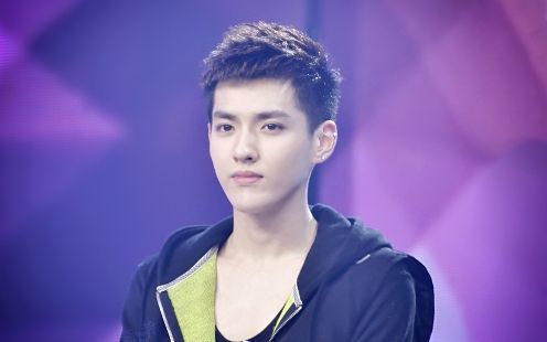 吴亦凡名誉维权案胜诉 被告方被判致歉赔偿|吴