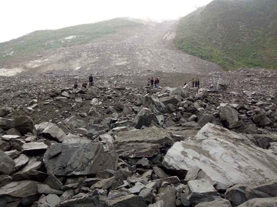 四川茂县发生山体高位垮塌当地启动Ⅰ级响应