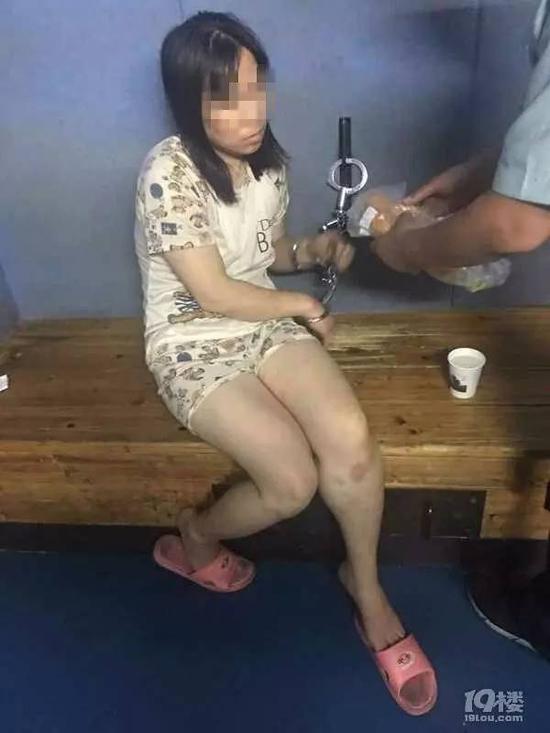 保姆莫某晶被捕(图:19楼)