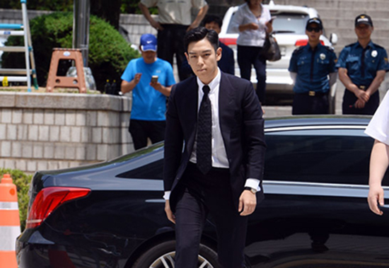 TOP涉嫌吸毒案出庭受审 承认指控接受处罚|TO