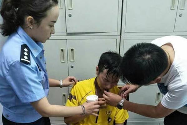 开普敦阿贾克斯-乐鱼app(leyu)官方网站-乐鱼官网