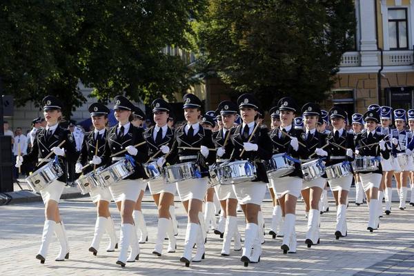 中国足球国家队-乐鱼app(leyu)官方网站-乐鱼官网