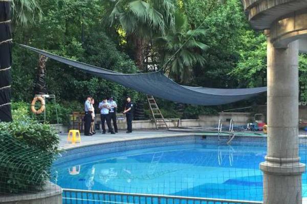 胡斯蒂-乐鱼app(leyu)官方网站-乐鱼官网