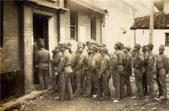 日本兵今村守之拍摄的松江慰安所。苏智良供图