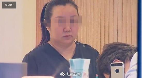 33岁的中国女游客邵婕(音译)被控涉嫌过失杀人罪。 本文图片均来自红星新闻