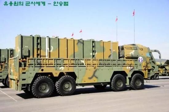 参加韩国阅兵彩排的玄武导弹发射车