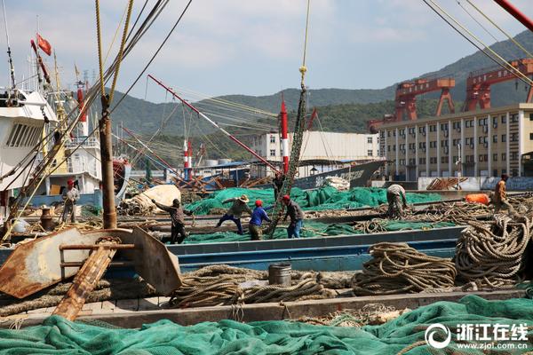 曼联下赛季球衣