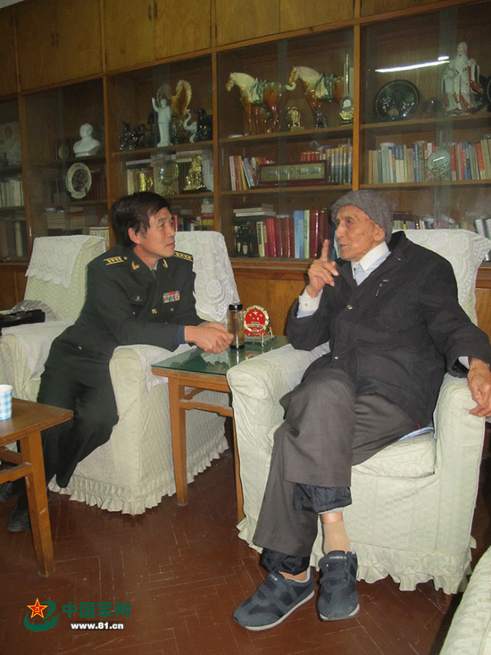  2010年11月17日，张玉华接受采访。 