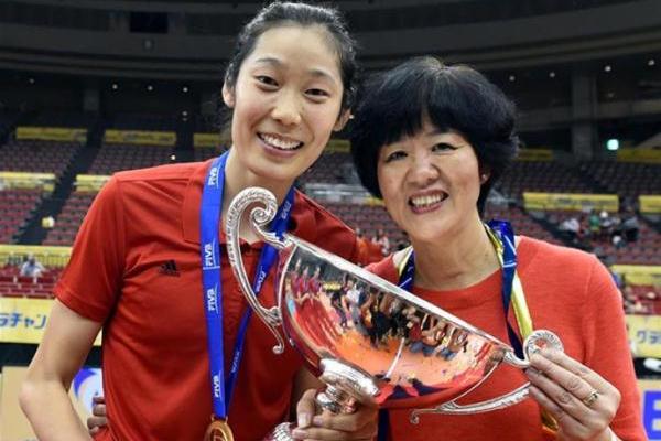 拜仁创纪录夺冠