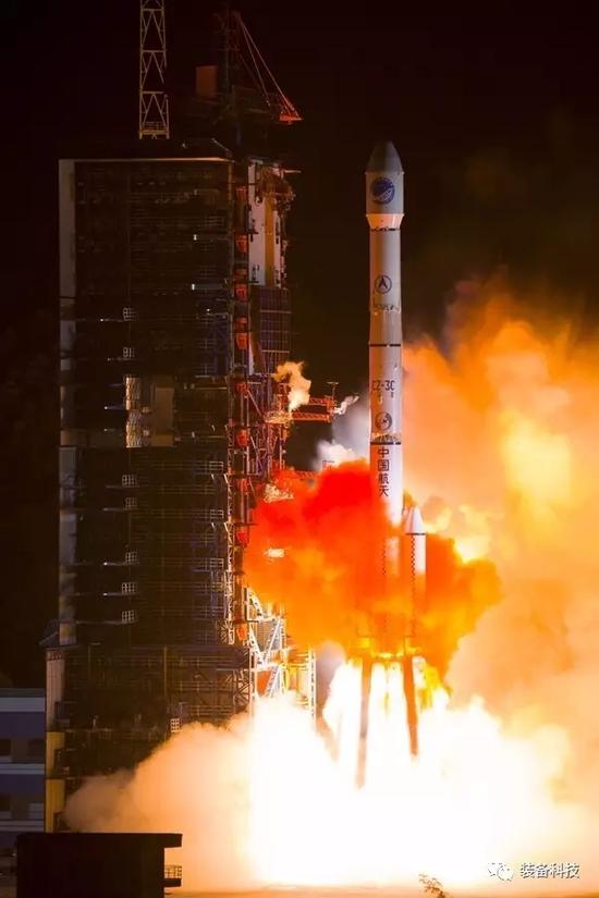 2016年6月12日23时50分,我国在西昌卫星发射中央用长征三号丙运载火箭,乐成发射了第二十三颗北斗导航卫星。 本文图均为 微信民众号:装备科技 图