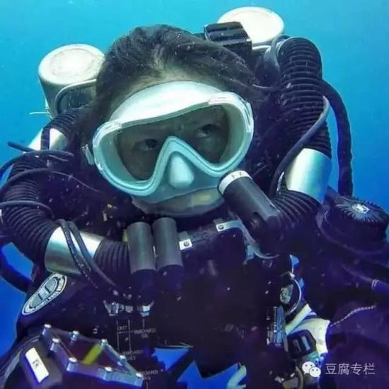 热爱潜水的徐海燕 图片来源见水印