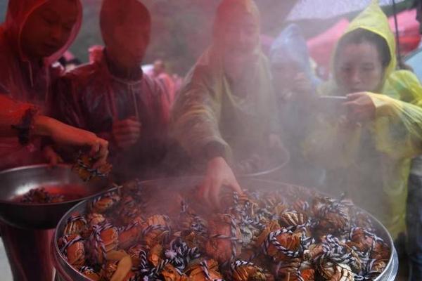 车辆被追尾,全责方不赔钱怎么办