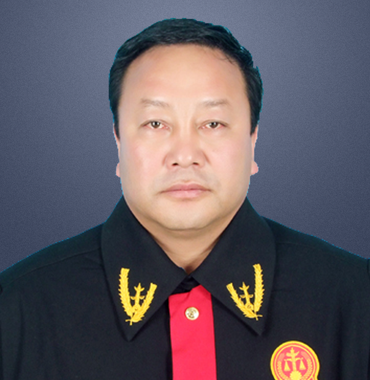 广河县人民法院院长开庭审理相邻纠纷案
