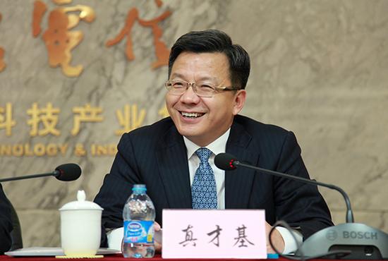 董事长更换_董事长办公室图片