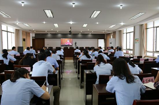 旌德法院组织干警参加中央政法委培训视频会|