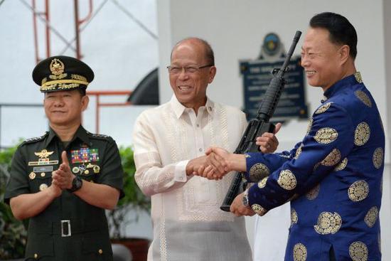 中国援助菲律宾先进武器