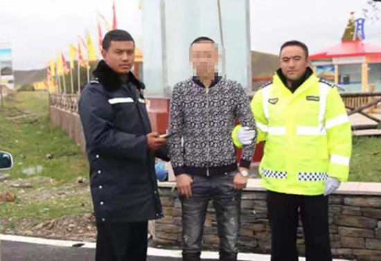 网逃男子自驾游 检查点300米换座被交警查获|